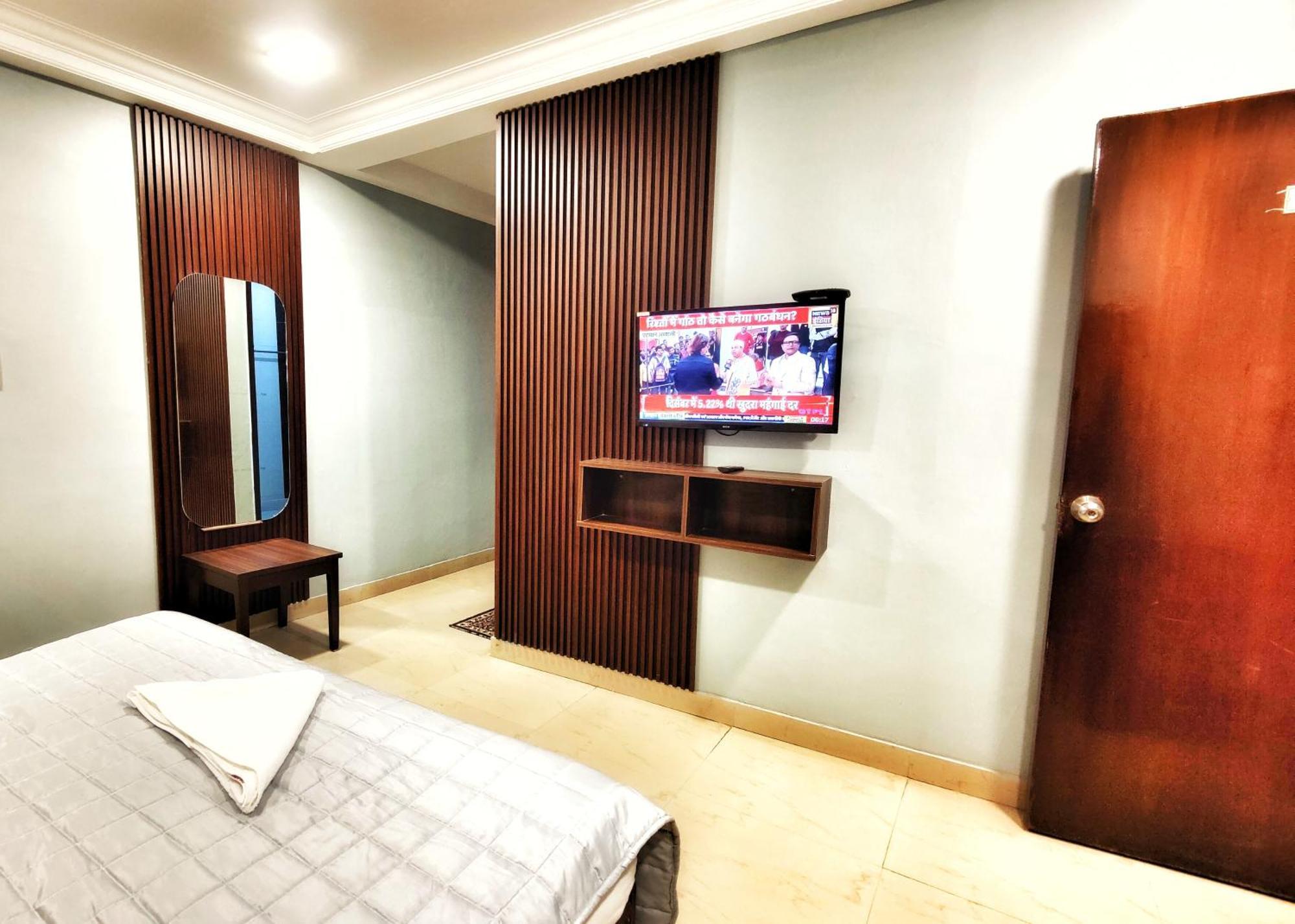 Hotel The Terminal New Delhi
